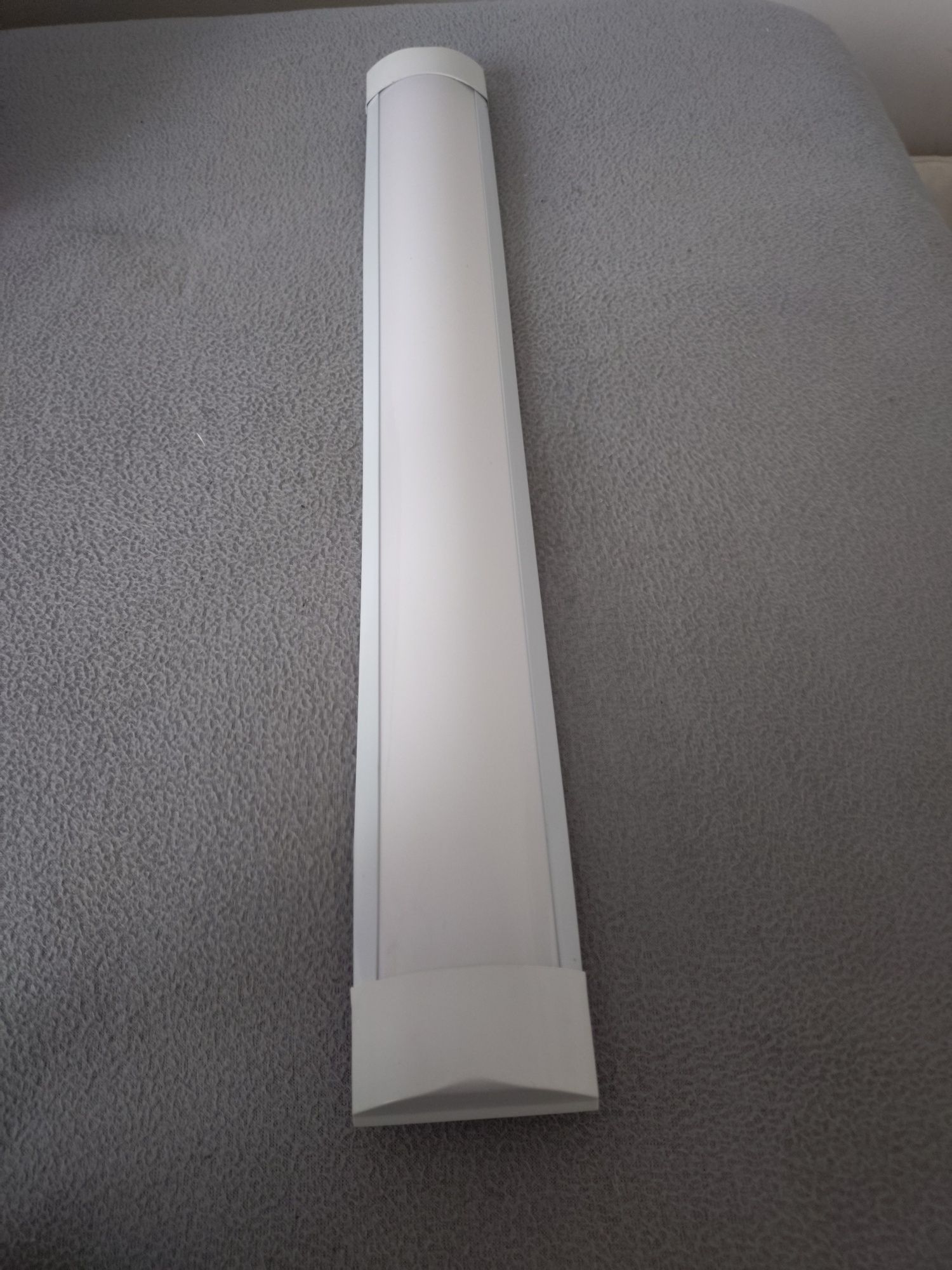 Lampy LED garaż/piwnica