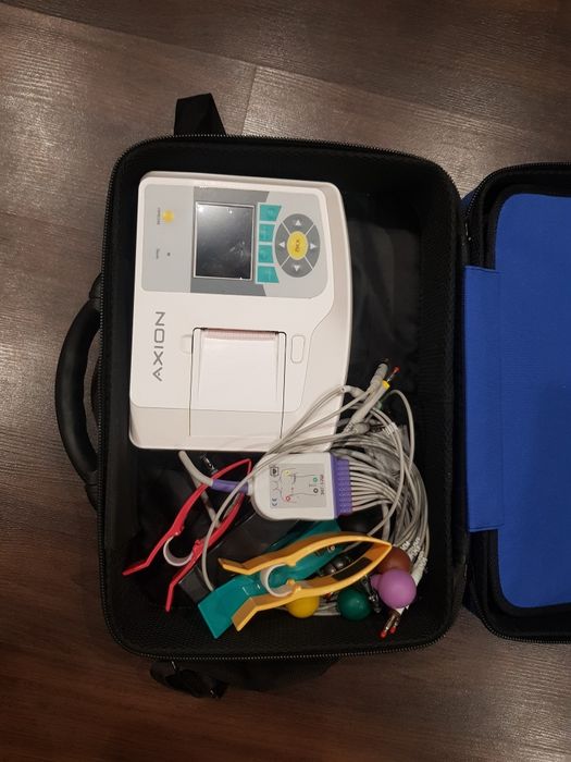 Электрокардиограф ЭК1Т-1/3-07 «Аксион» с функцией передачи данных по к