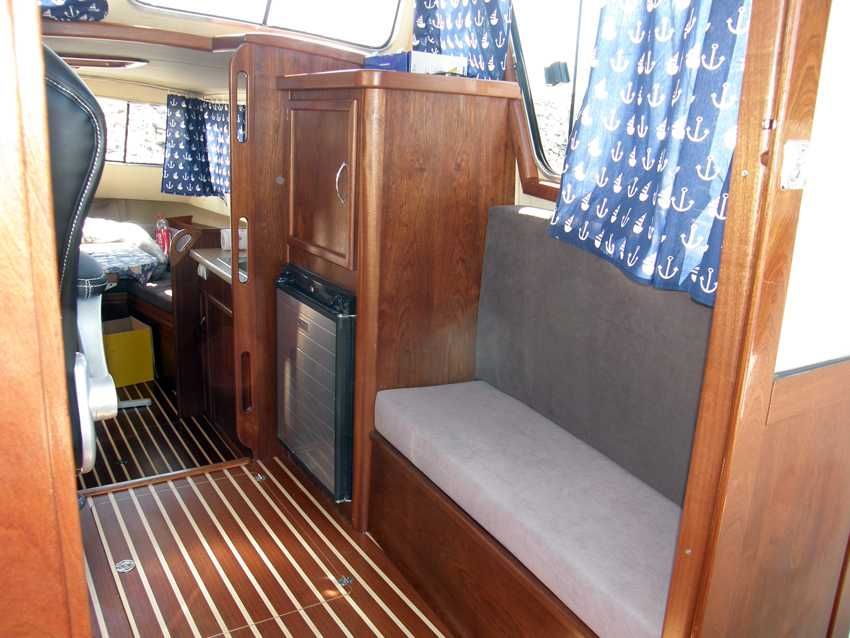 sprzedam: łódź motorowa kabinowa (hausboot)