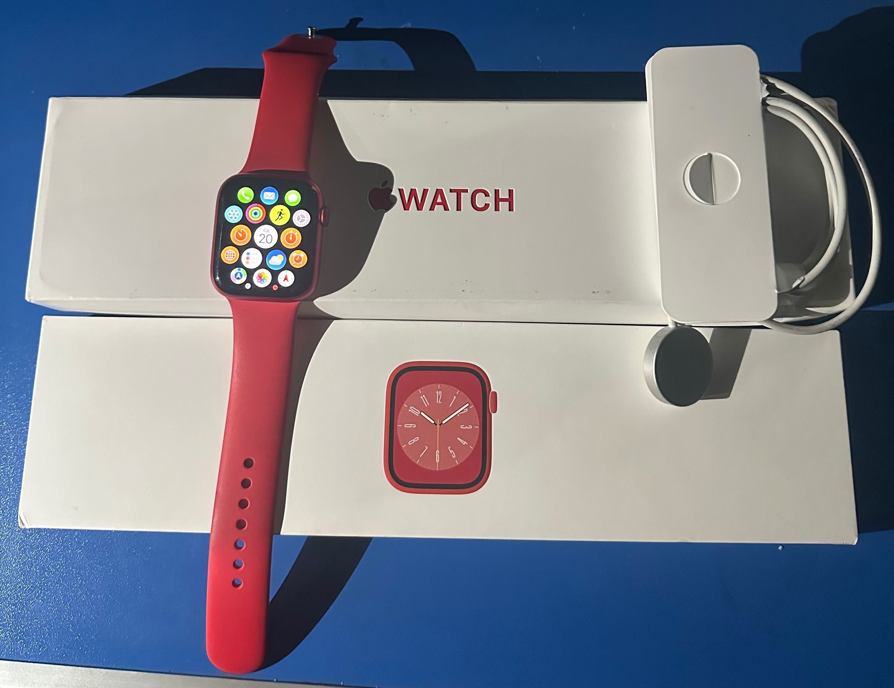 Продам Apple Watch 8