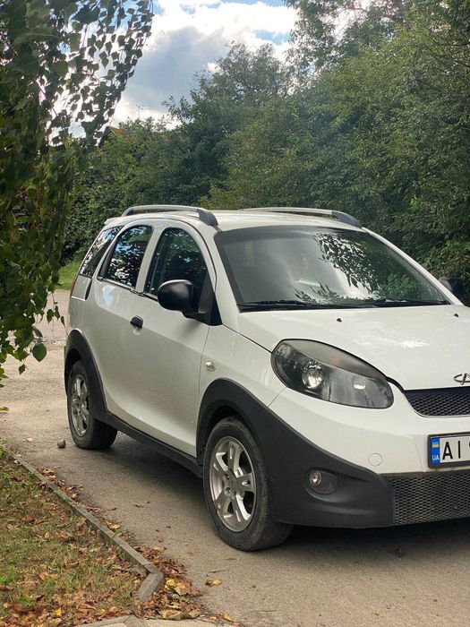 CHERY BEAT продається
