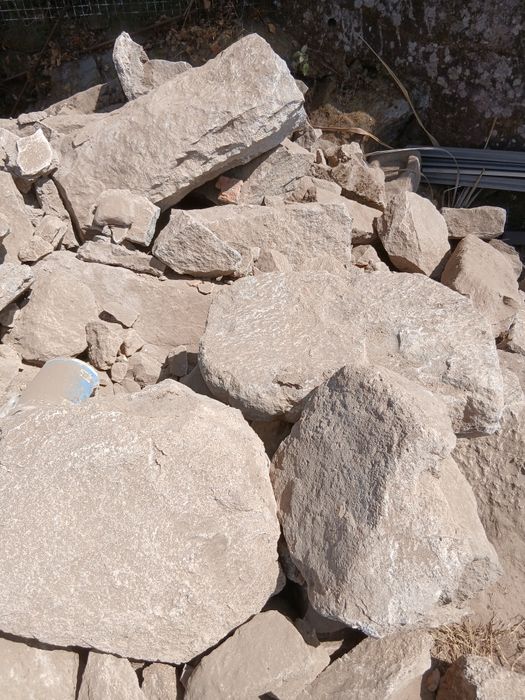 Pedra com mais de 100 anos