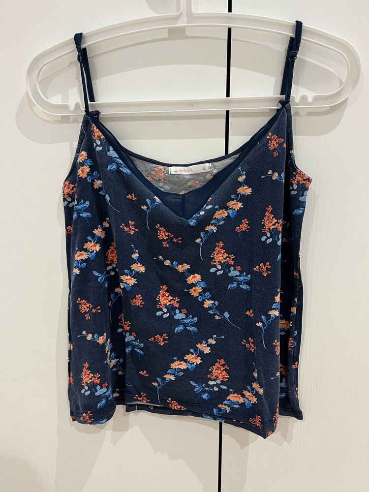 Top de alças floral em tons azuis tam M lefties com alças ajustáveis