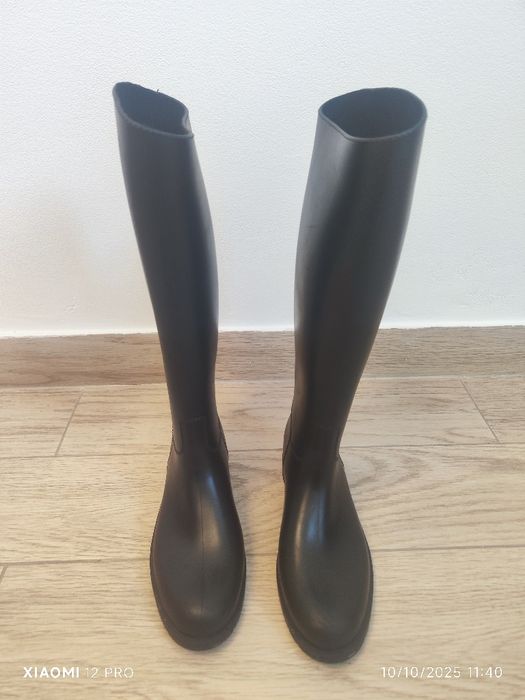 Botas equitação Decathlon Semi Novas