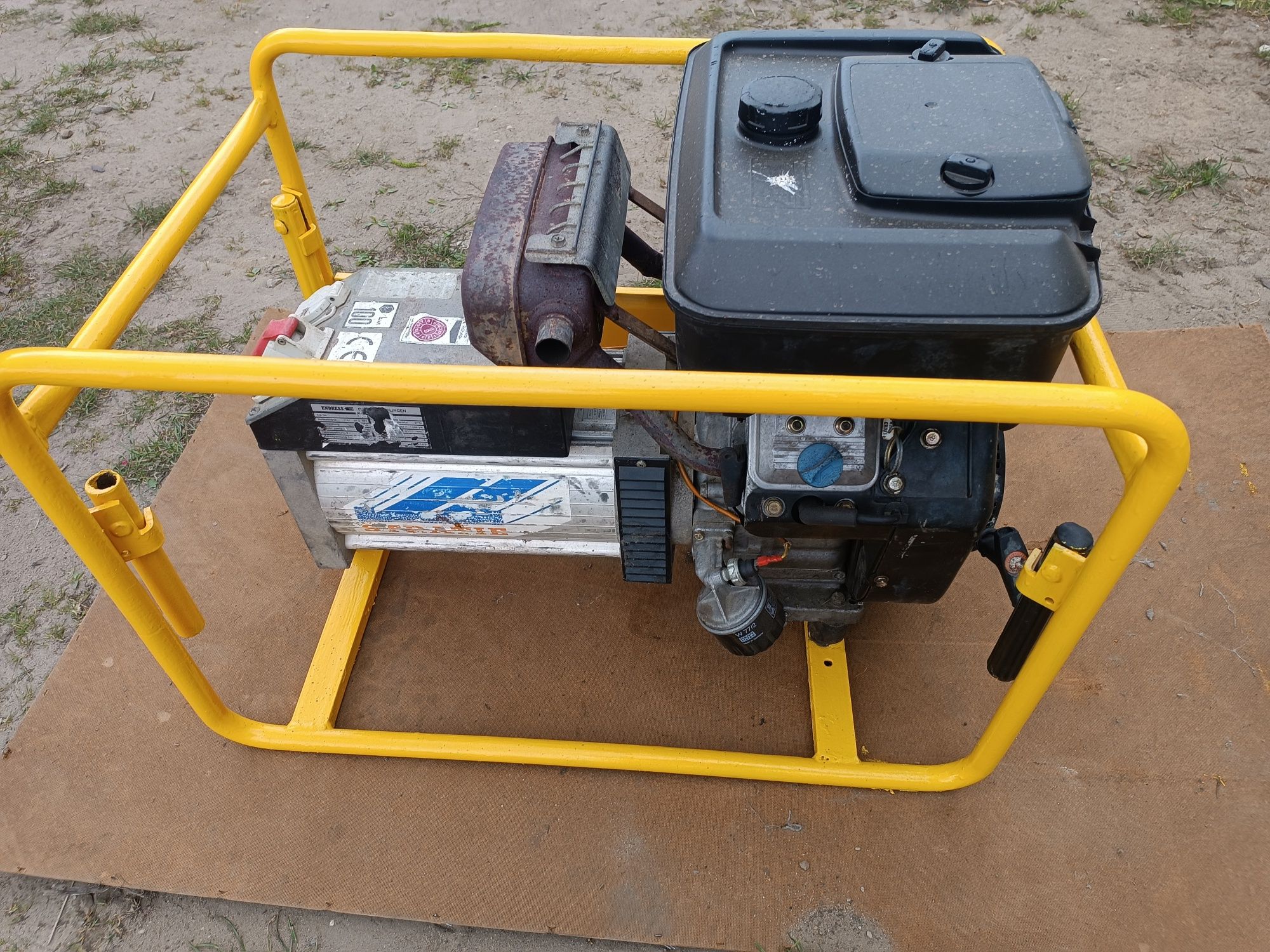 agregat prądotwórczy endress 8 KVA silnik briggs&stratton v2 16hp.