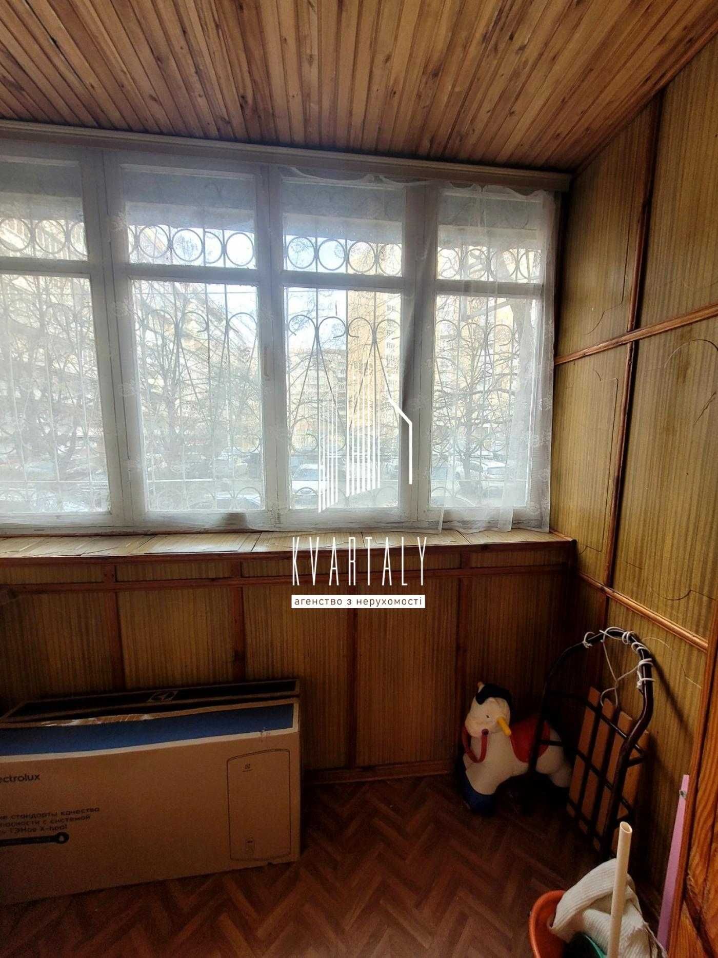 Продам Без% Шулявська Двустороння вул. Ніжинська, 7 Караваєві дачі
