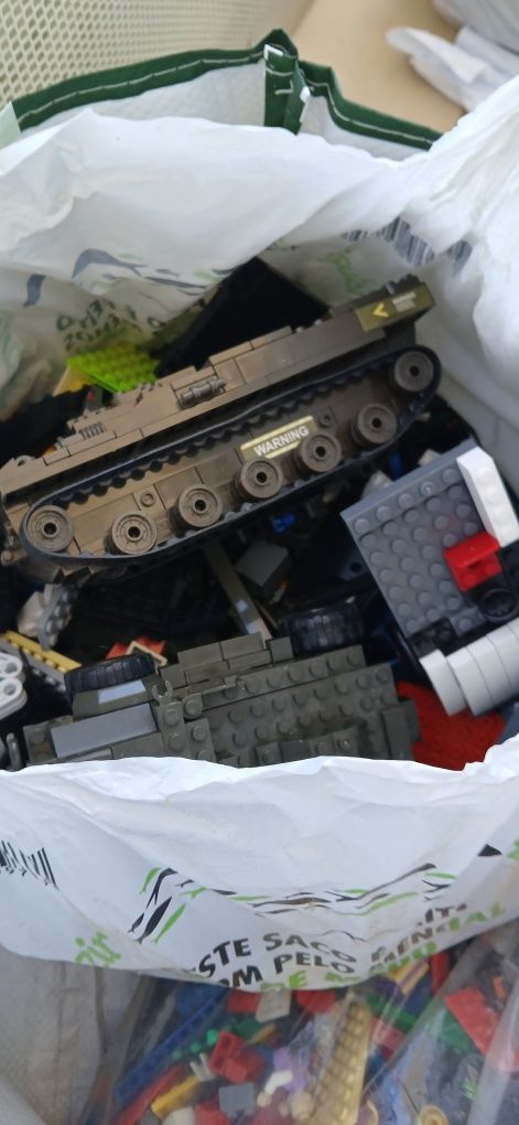 Lote peças imitação Lego 7.5kg