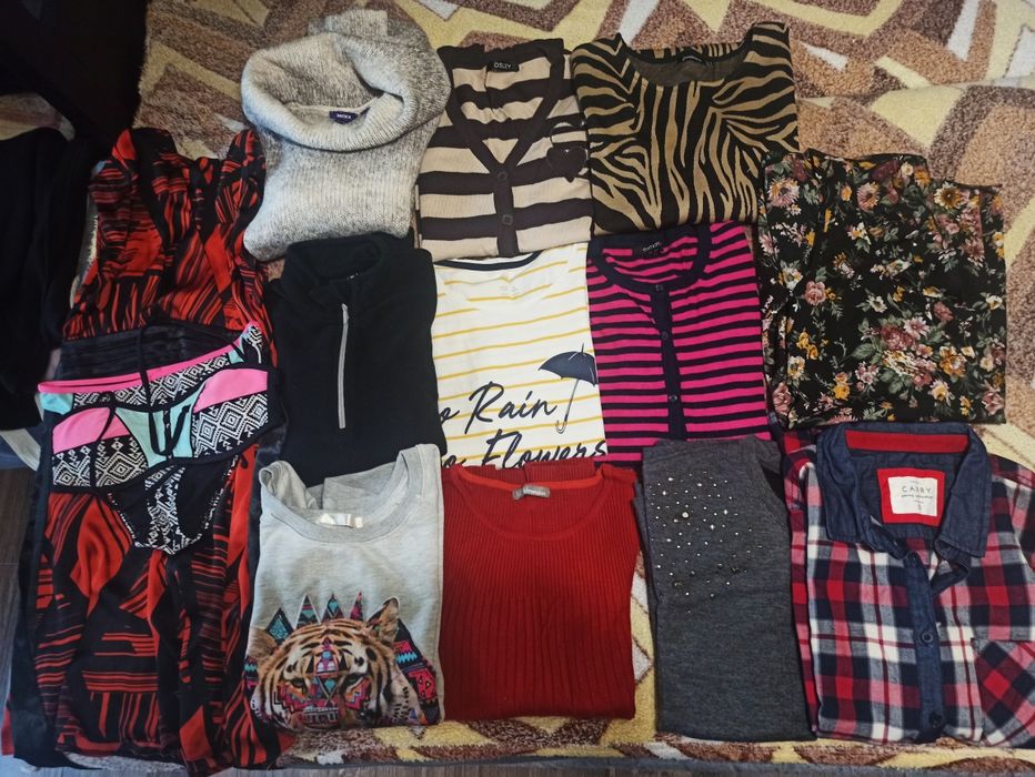 Paka zestaw ubrań damskich lub na dorosłą dziewczynę r S