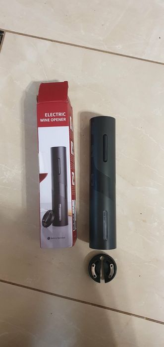 Електричний штопор на батарейках