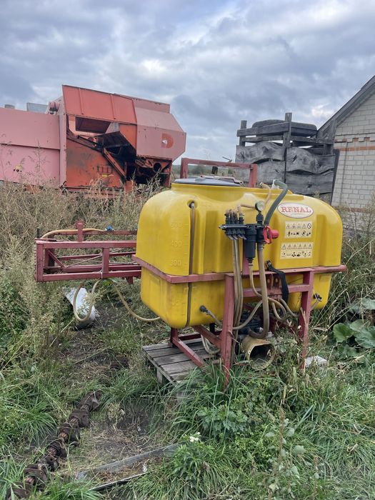 Оприскувач на 600 літрів