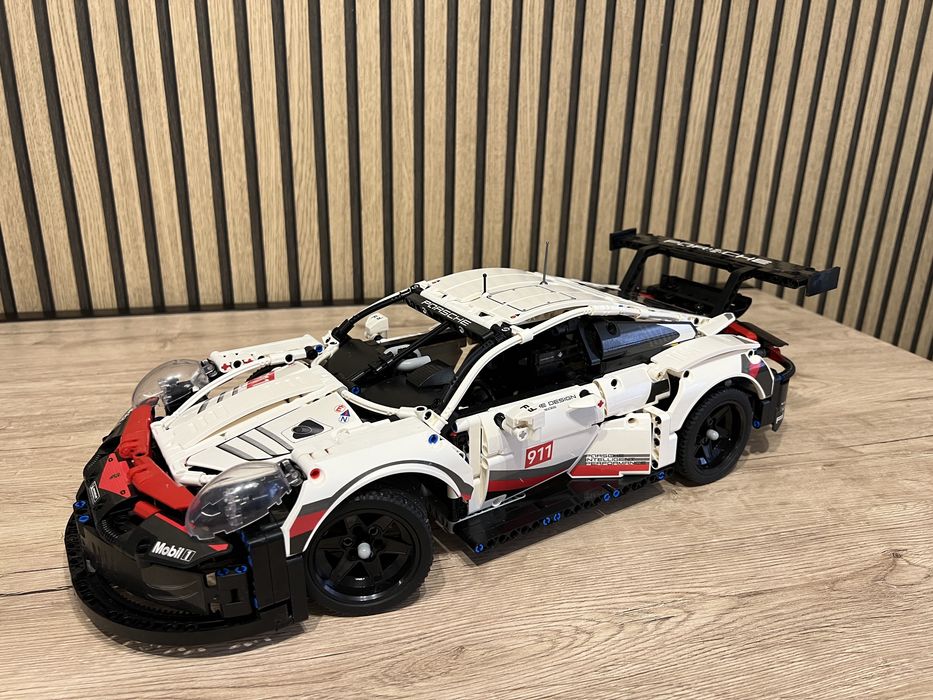 Конструктор LEGO Technic Porsche 911 Порш 911