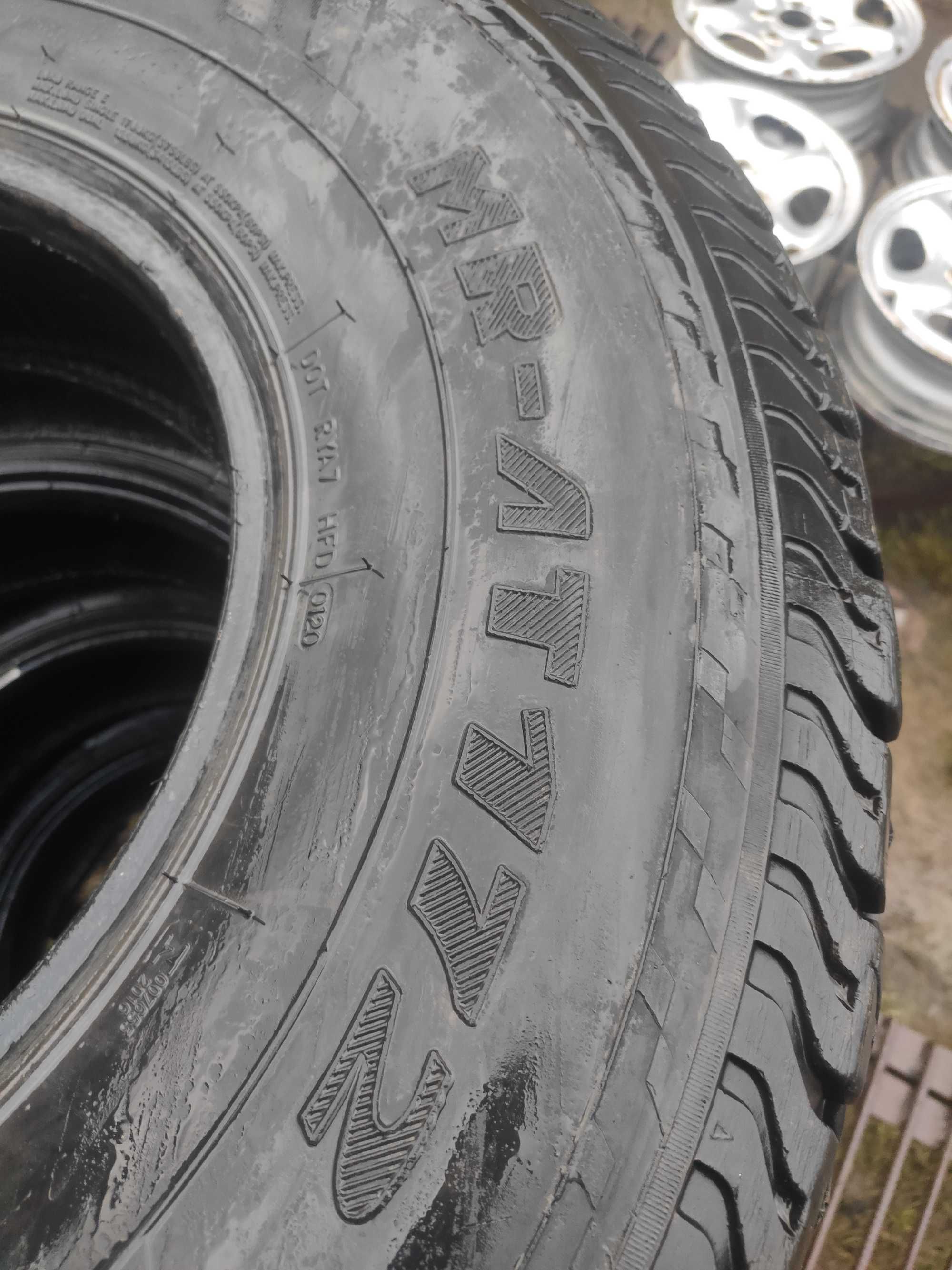 Продам резину 285/75 r16 Mirage 20 рік