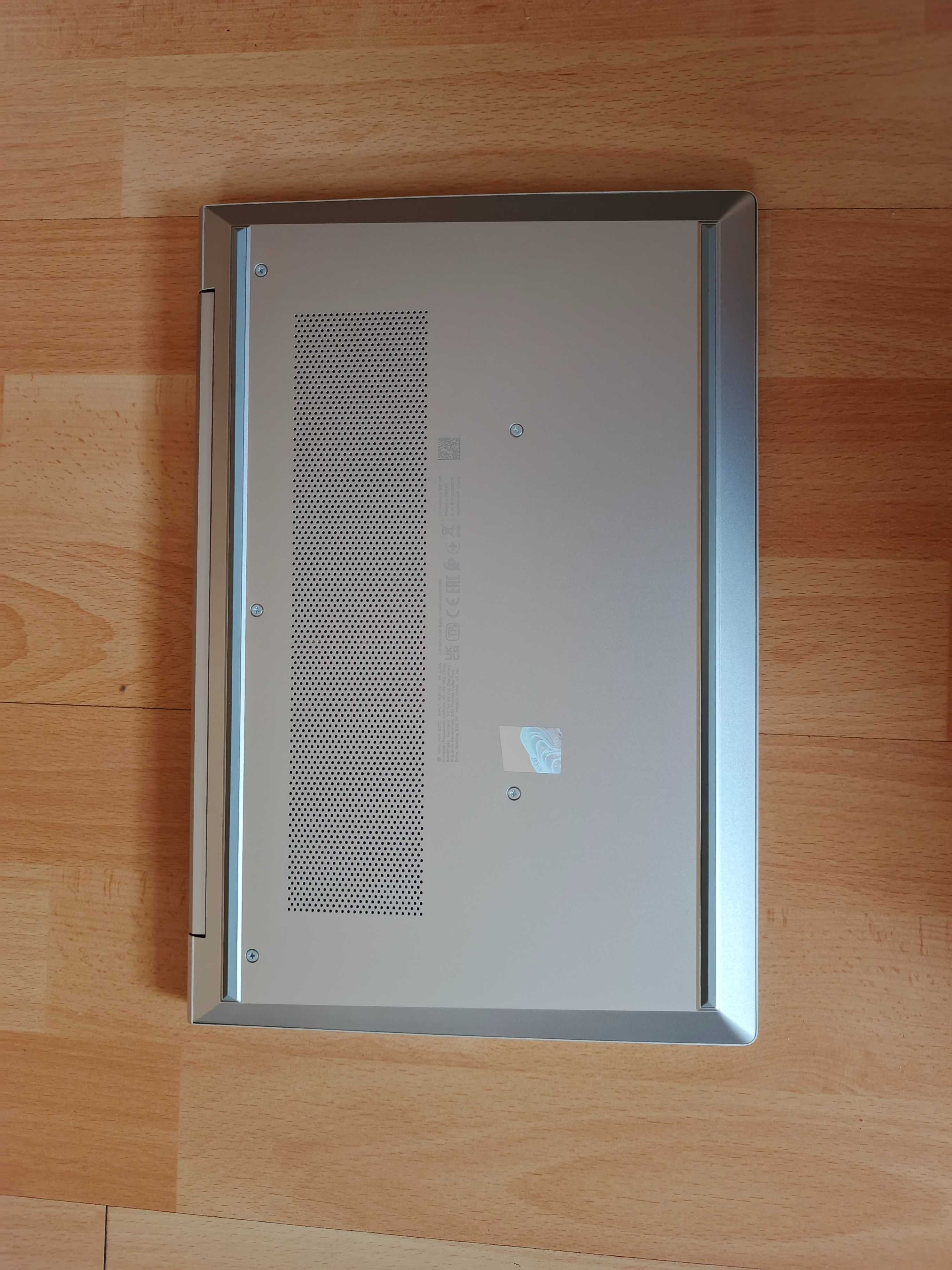 HP ProBook 430 G8 i5/16/240 JAK NOWY