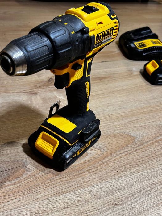 Mlotowiertarka Dewalt dch133 bezsczotkowa akumulatorowa 18v zestaw