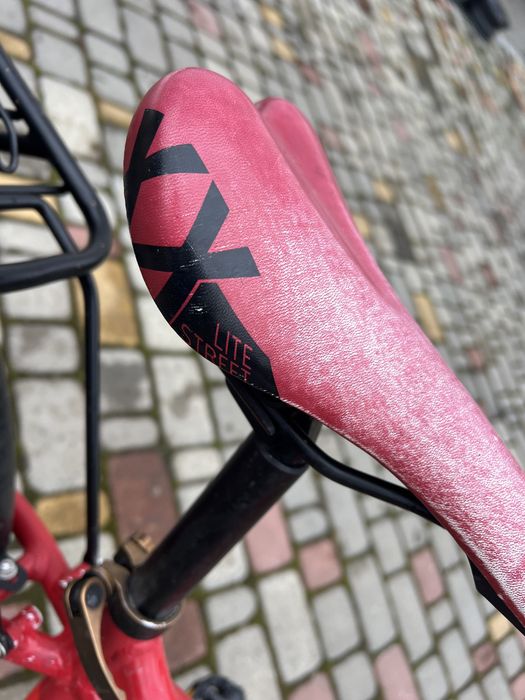 Велосипед  дитячий  20  Cube