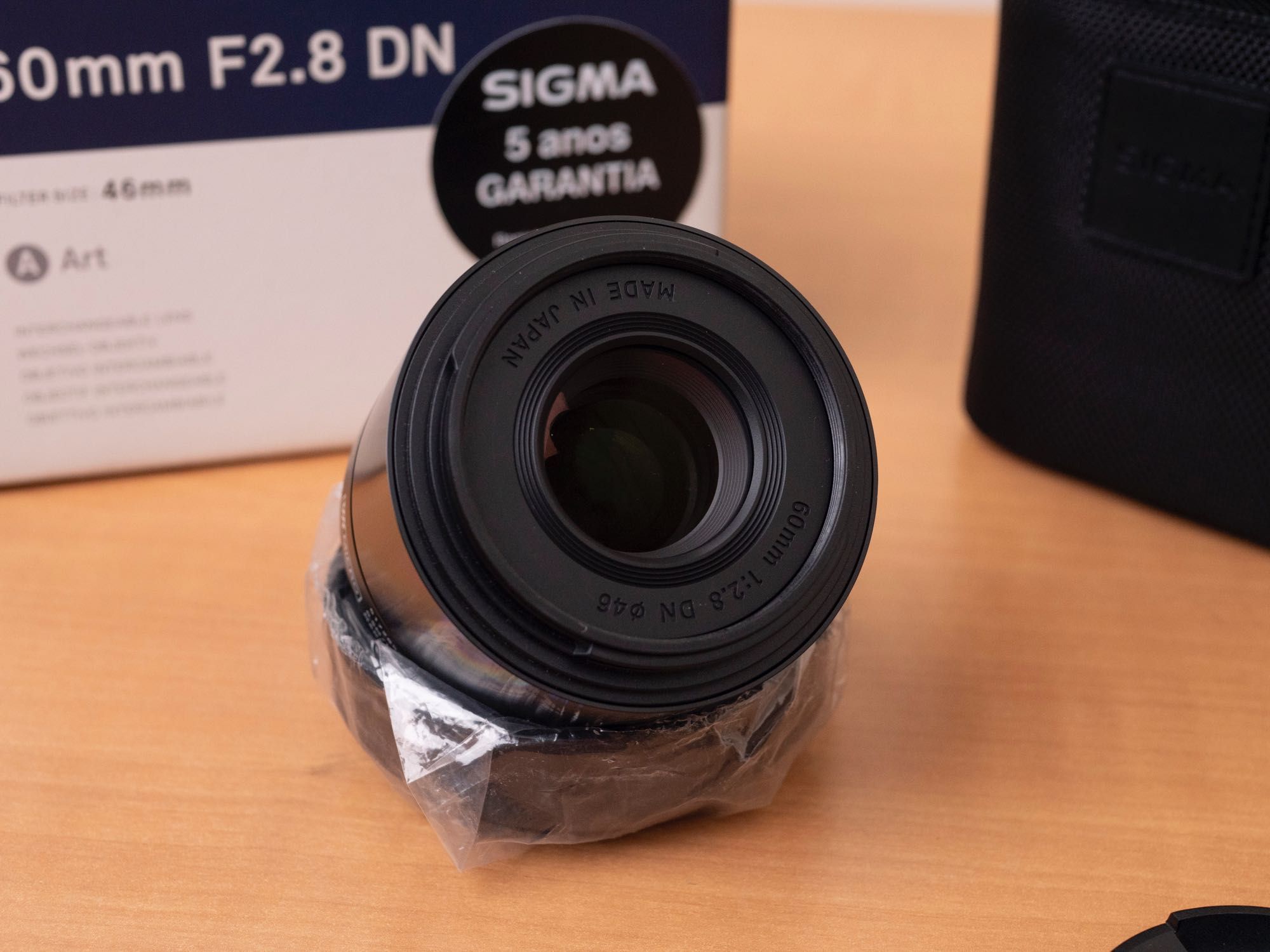 Sigma DN 60mm f/2.8