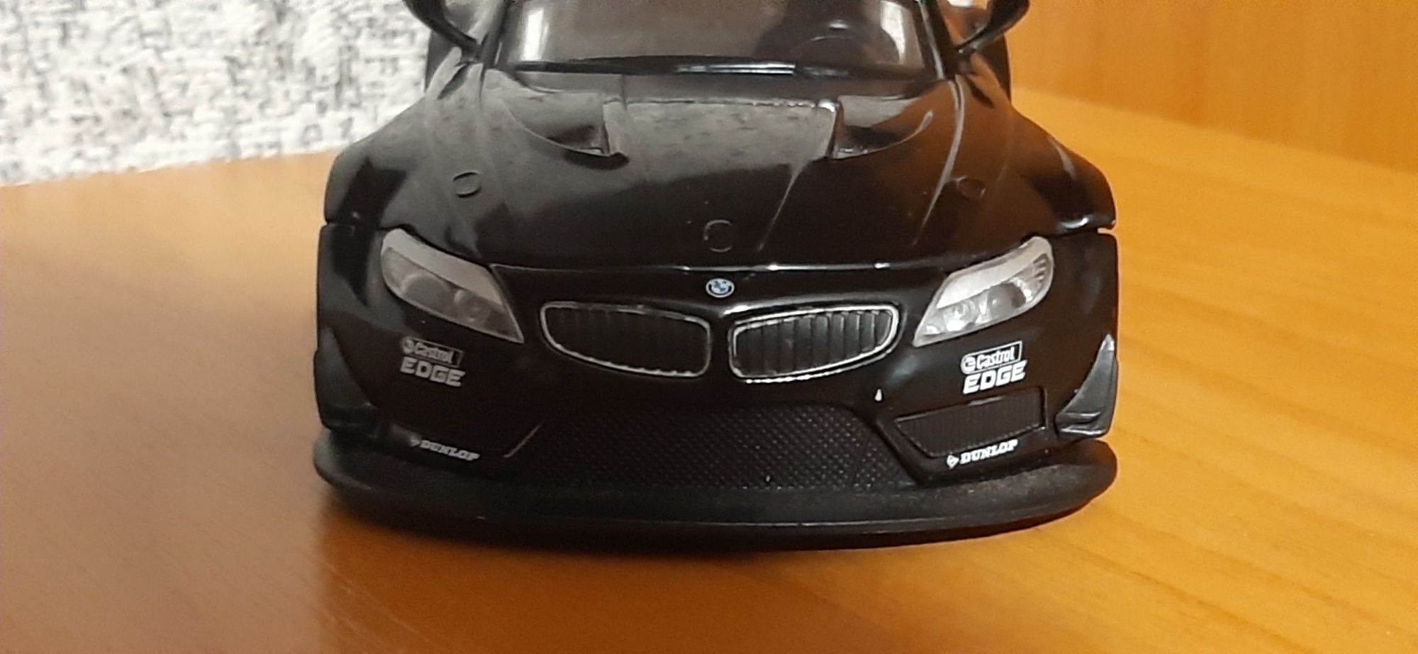 Продам BMW Z4 GT3 1/32