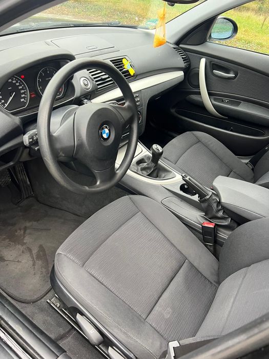 BMW 1*2008r*lift*2.0 benzyna*alufelgi*niski przebieg 124tkm*