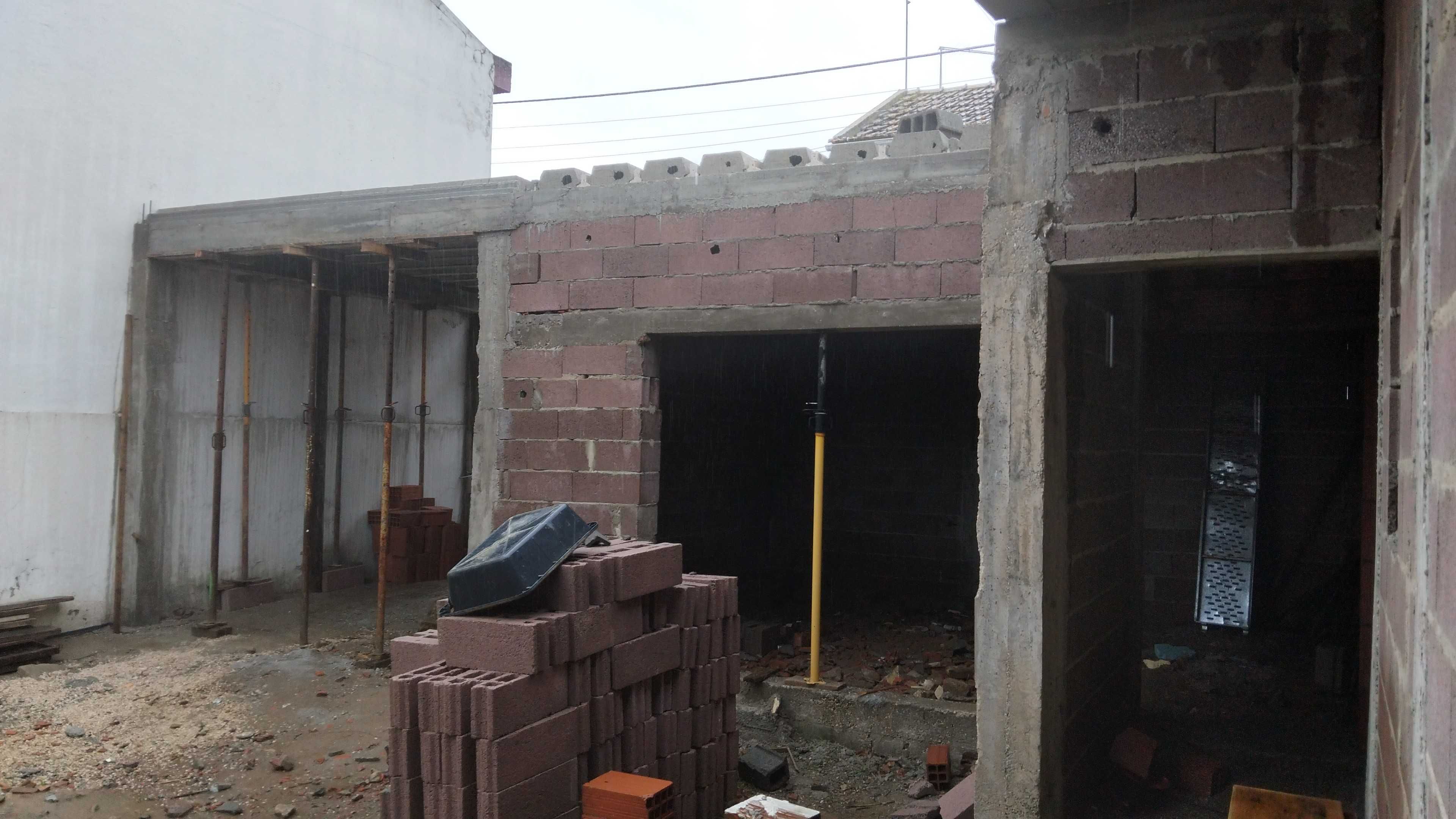 Laboriosa Etapa construção civil e Remodelação em geral.
