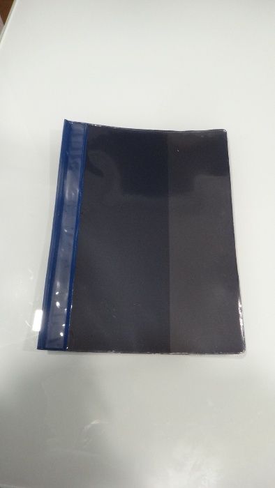 Pasta plastico A/4 côr Azul Capa transparente com ferragem ( Novas )