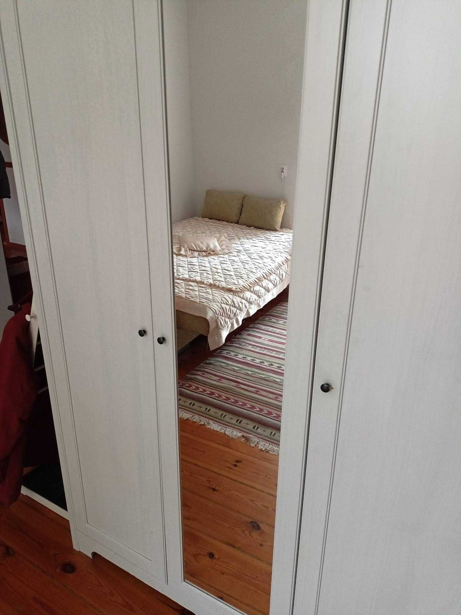 Pokój dla studentki w spokojnym mieszkaniu blisko UG, centrum, lasu