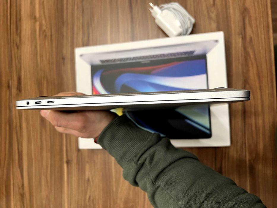MacBook Pro (16'', 2019) / Intel i7 / 16Gb RAM / 512Gb SSD / A2141