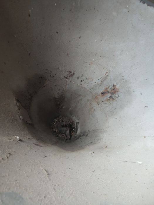 Siewnik do nawozu lejowy ciągnikowy jednotalerzowy