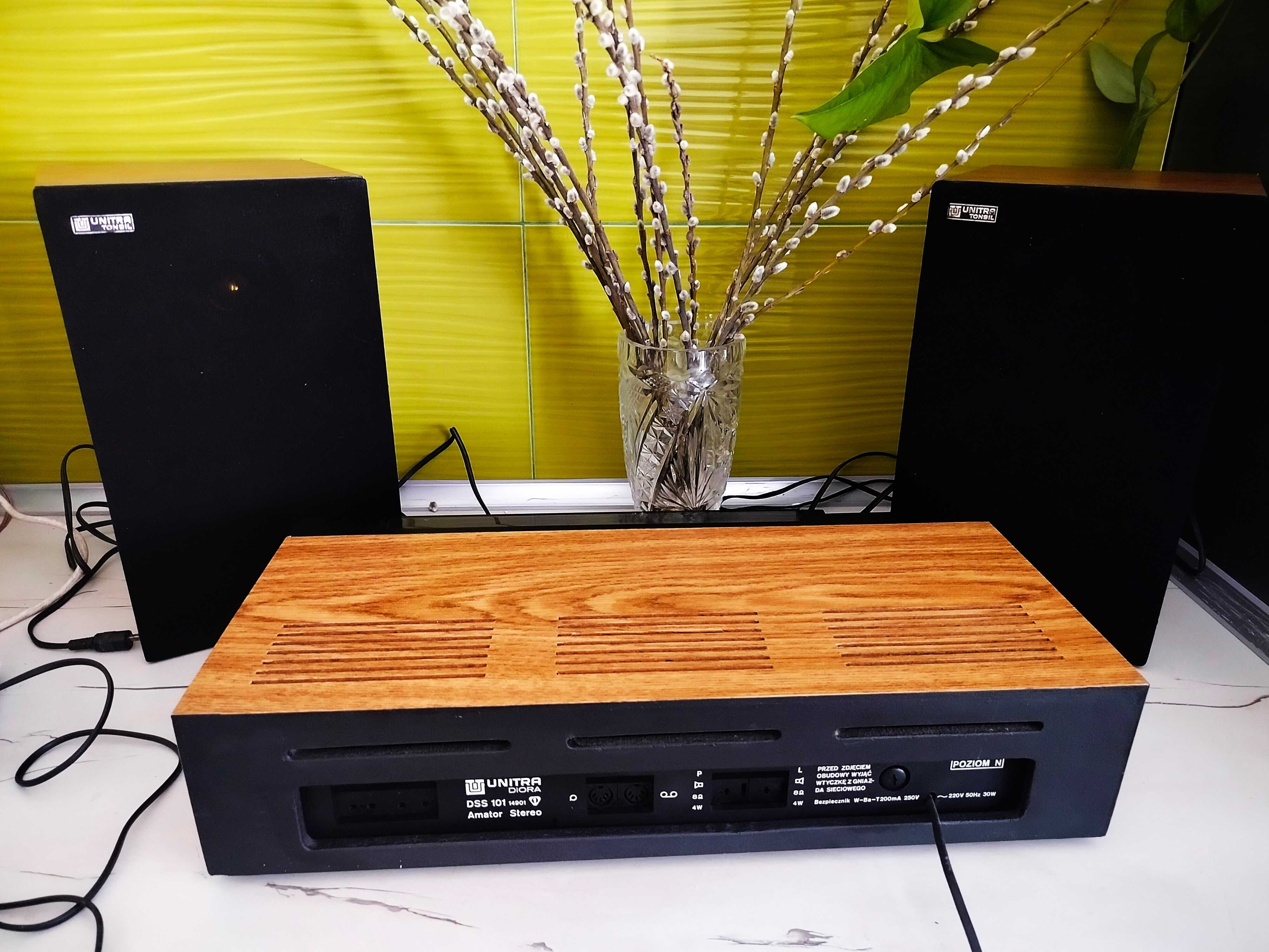 przestrojony 88-108mHz Radio Diora Amator z kolumnami
