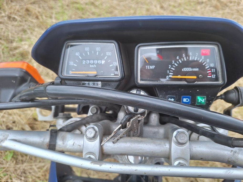 Yamaha DT 125 enduro