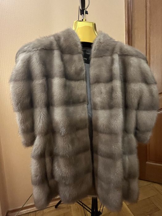 Жилет Brioni из норки