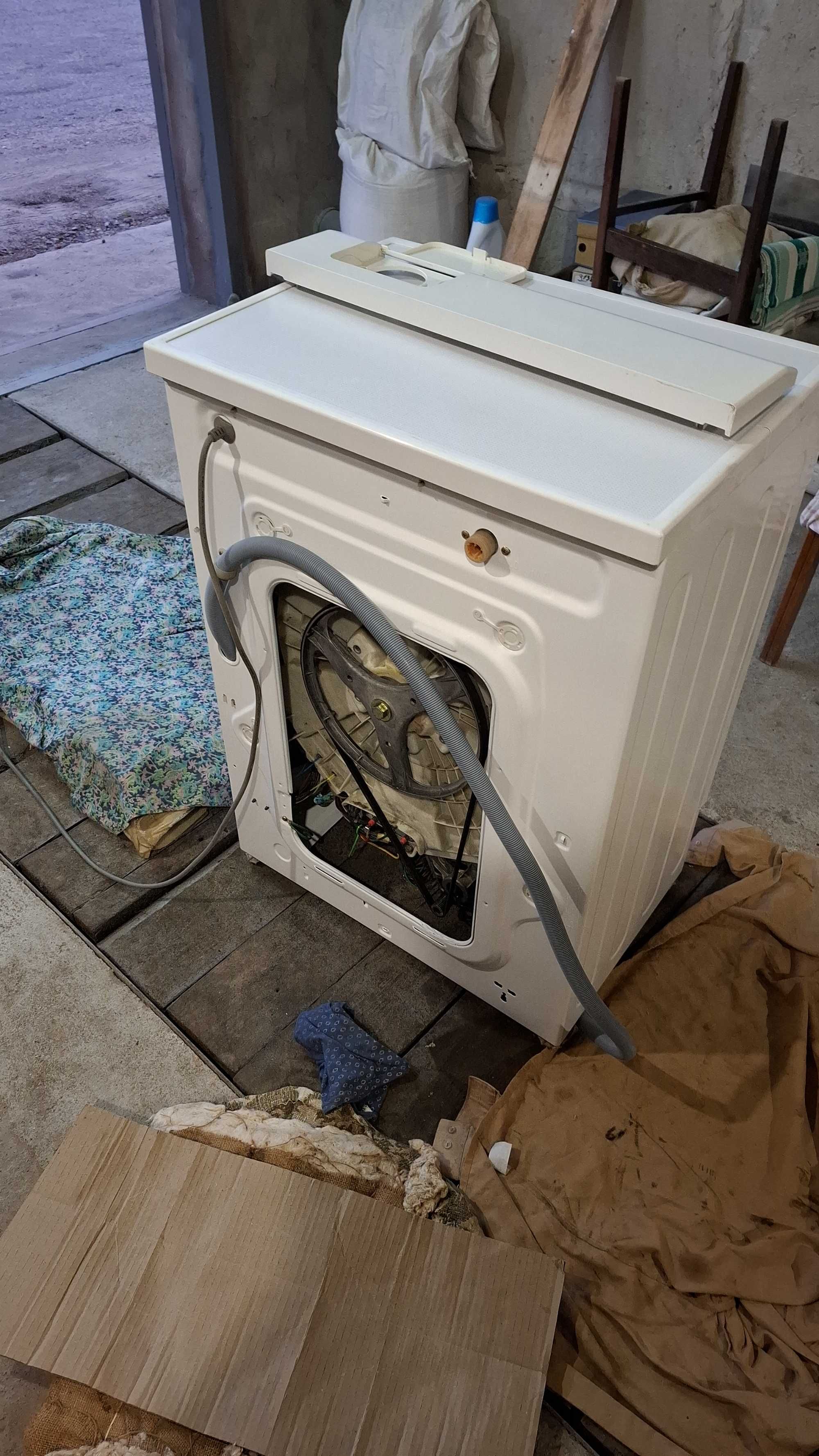 Пральна машина LG WD-10130N