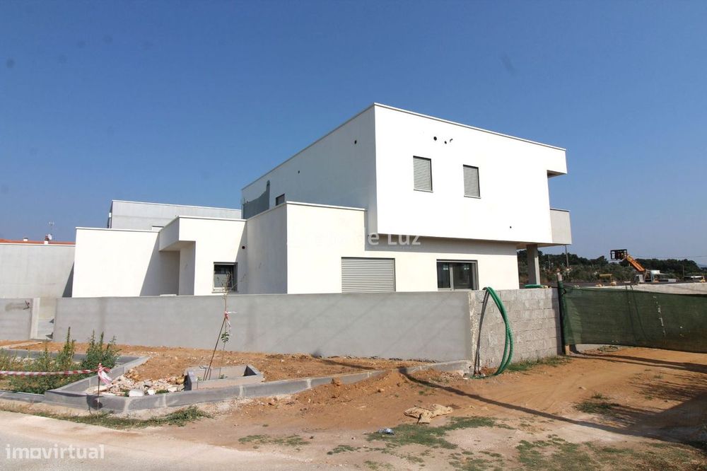 Moradia Unifamiliar - Zona da Batalha