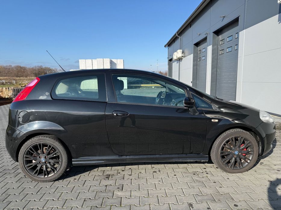 Fiat Grande Punto Fiat Grande Punto 1.9 JTD 130 KM 2006r.