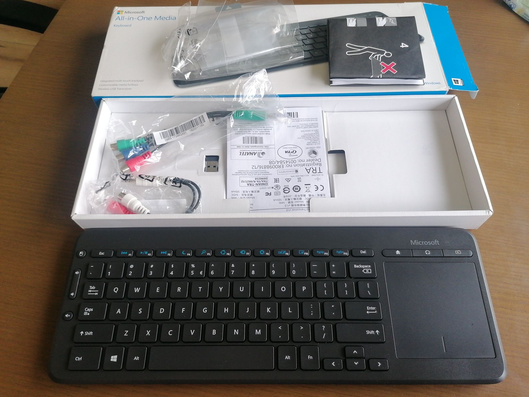 Klawiatura bezprzewodowa Microsoft all i one