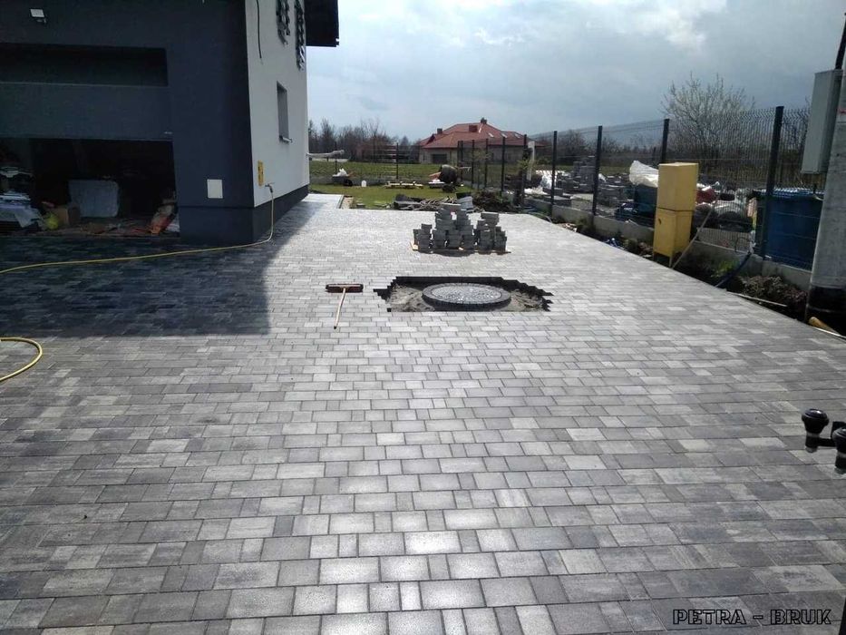 BRUK układanie kostki brukowej brukarstwo usługi brukarskie Mikołów