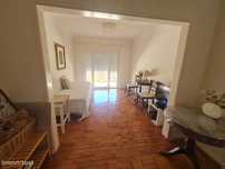 Apartamento T2 com excelente exposição solar, com varanda