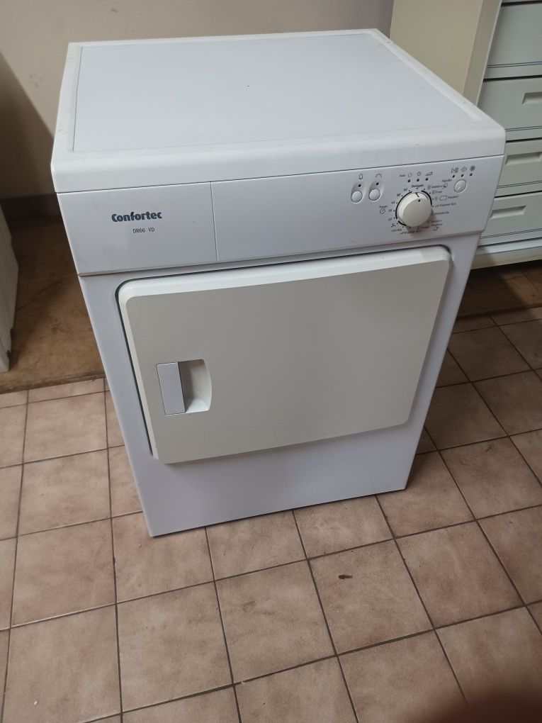 Vendo máquina de secar roupa em excelente estado semi nova possibilida