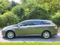 Toyota Avensis T27 1.8 Benzyna Niski Przebieg Polski salon