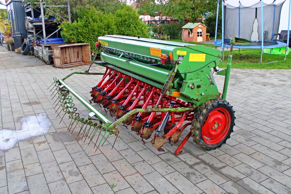 Siewnik do zboża HASSIA DU 250 Super Stan 2,5 m Znaczniki TRANSPORT