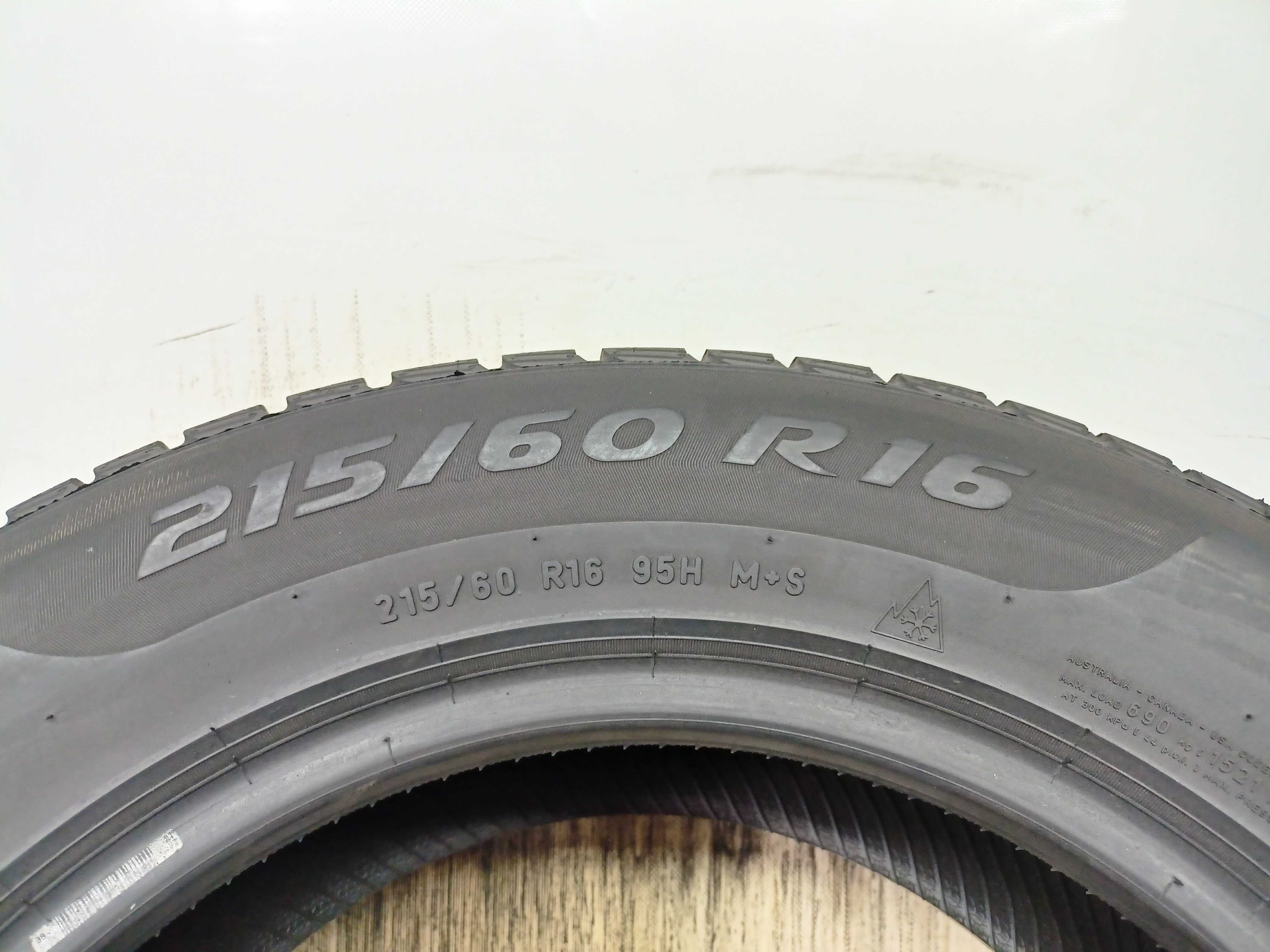 Pirelli SottoZero 3 215/60/16 2021r. 95H 6,6mm (2843)
