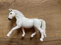 Schleich Figurka Klacz Rasy Lipicańskiej 13819 biały koń