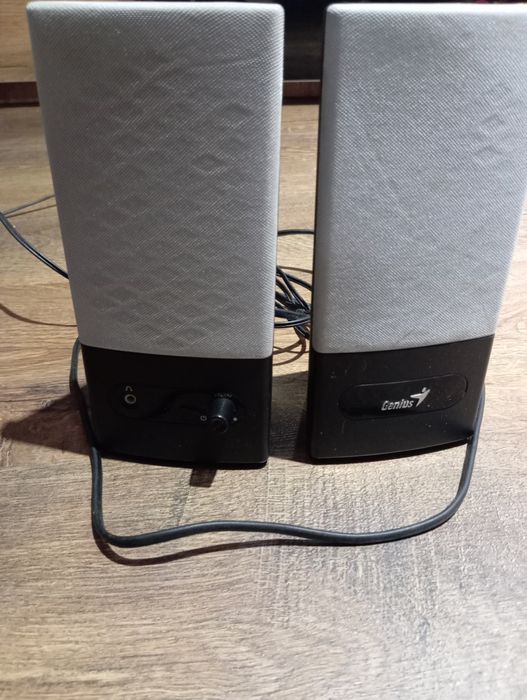 Колонки для комп'ютера Genius