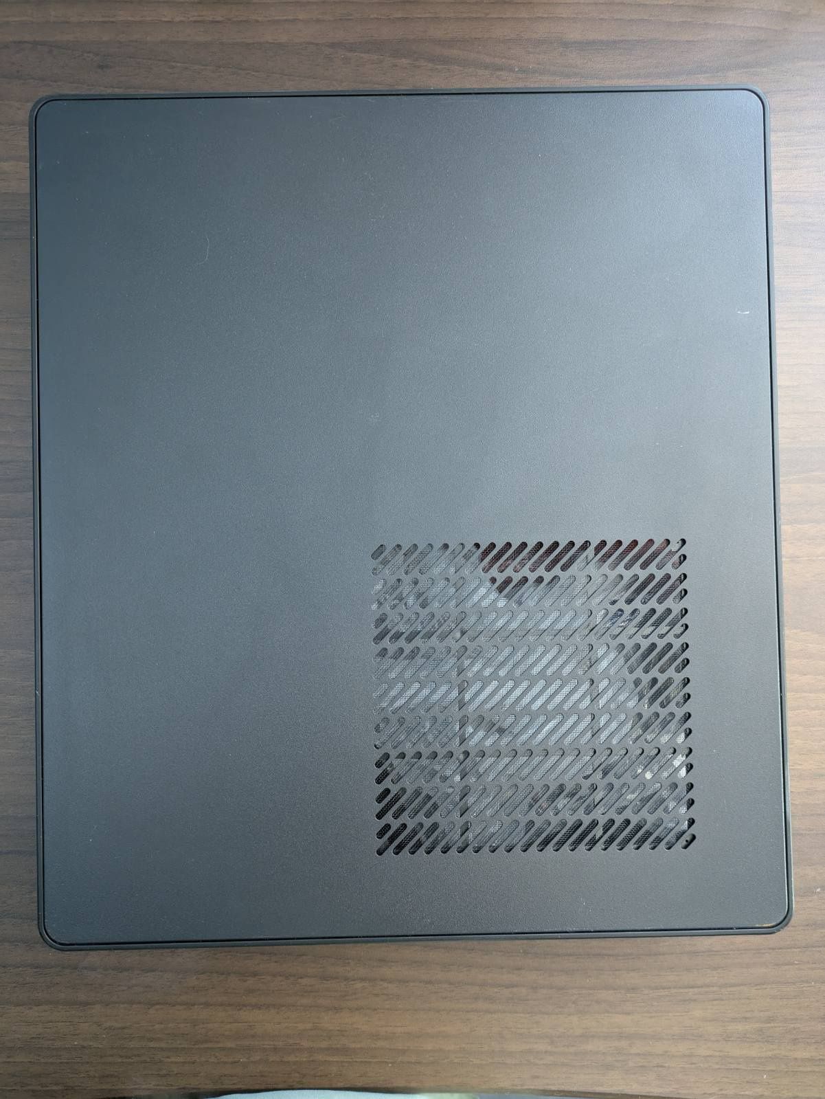 Корпус для пк fractal design node 202