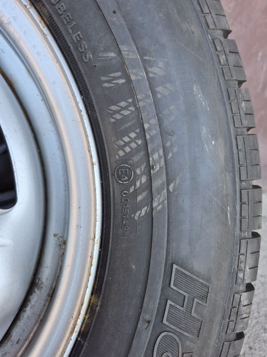 215 75 16 C 216/114 R Hankook