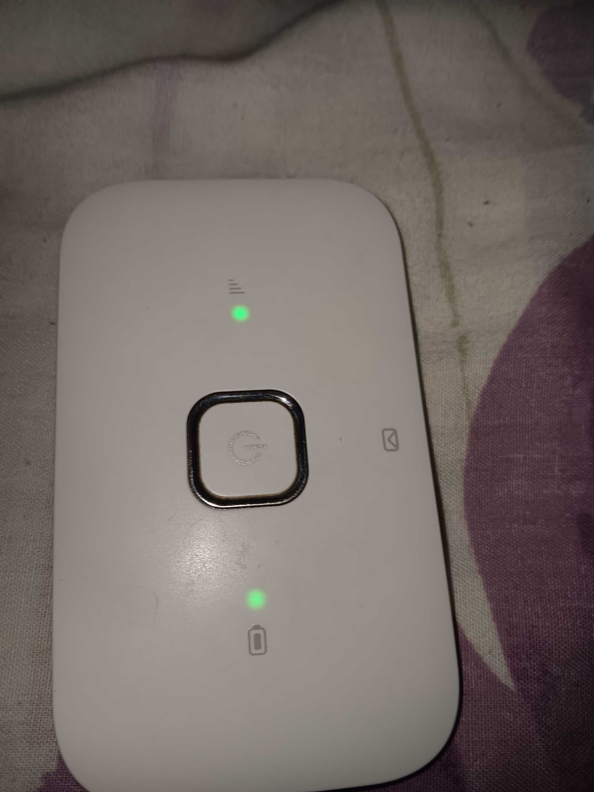 4G Мобильный WIFI ролтэр.