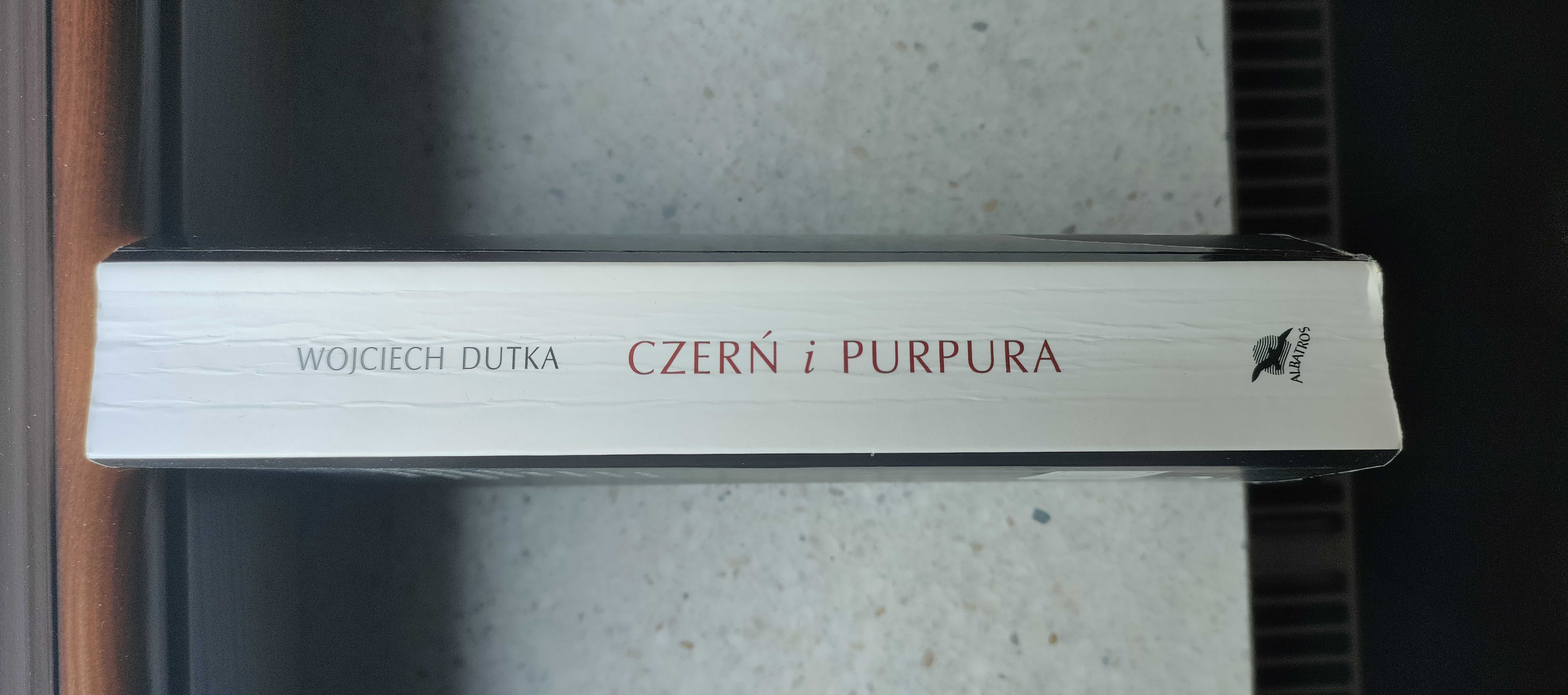 Czerń i purpura -  Wojciech Dutka