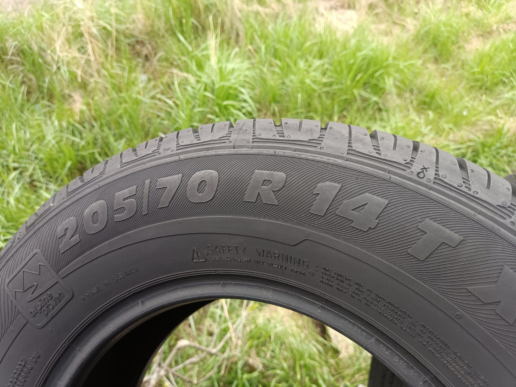 Майже нові літні шини Semperit 205/70 R14 резина Р14