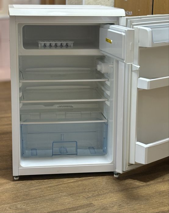 Холодильник BEKO з морозильною камерою