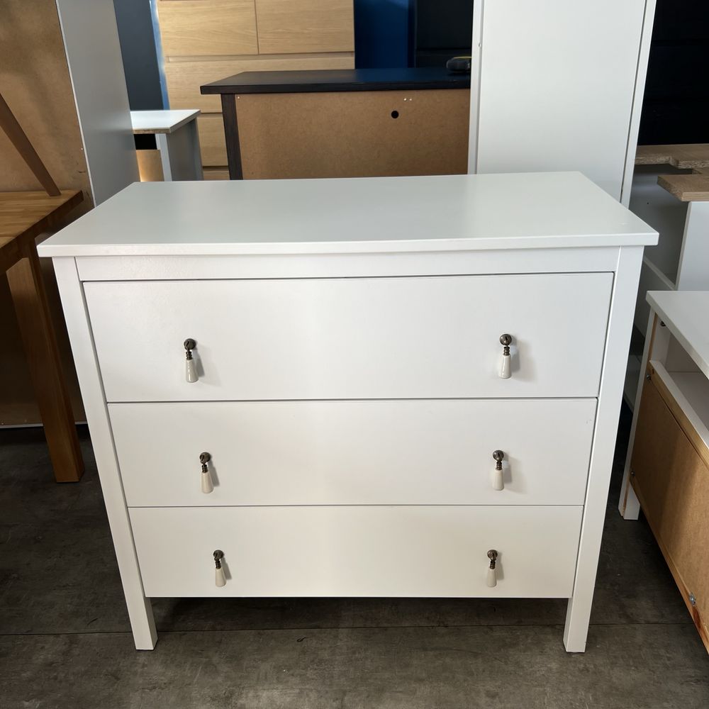 Biała Komoda Ikea Koppang jak Hemnes