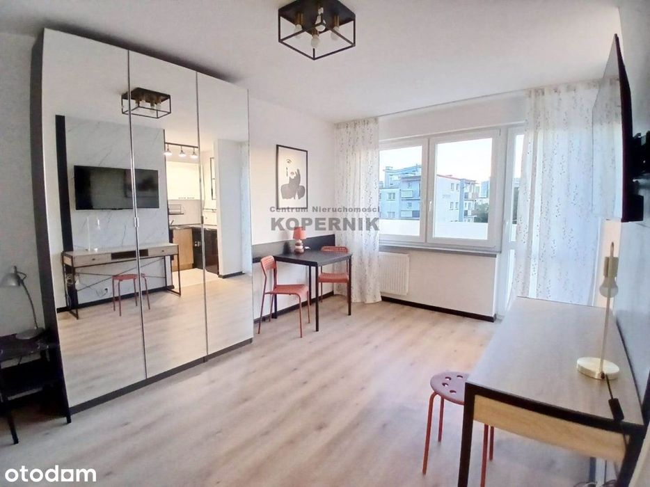 Kawalerka,balkon,po remoncie,parking,Umk,starówka